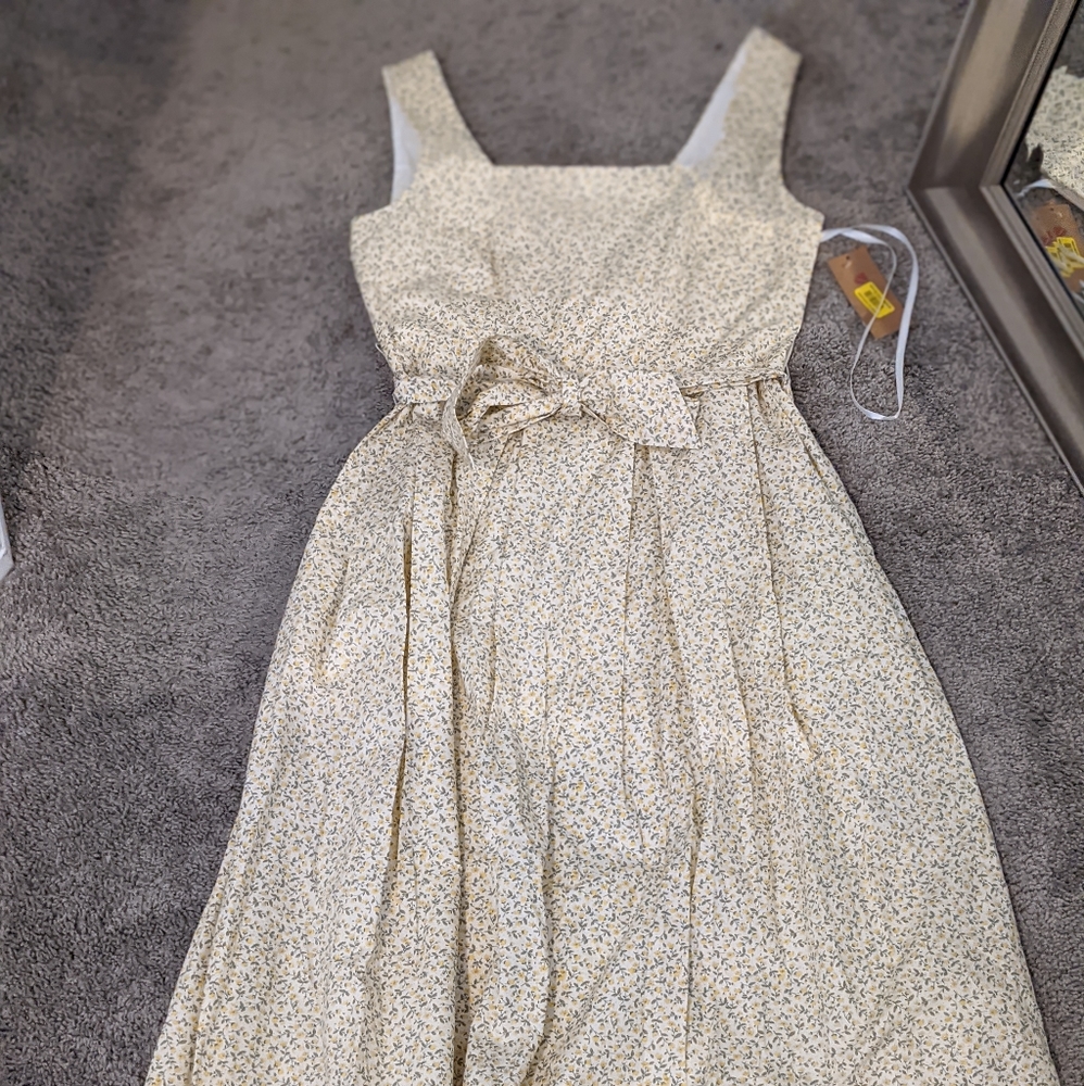 Yellow Daniel cremieux dress with pockets